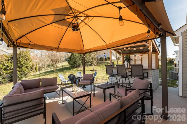 $2,700 | 5826 Castlecove Road, Charlotte, NC 28273