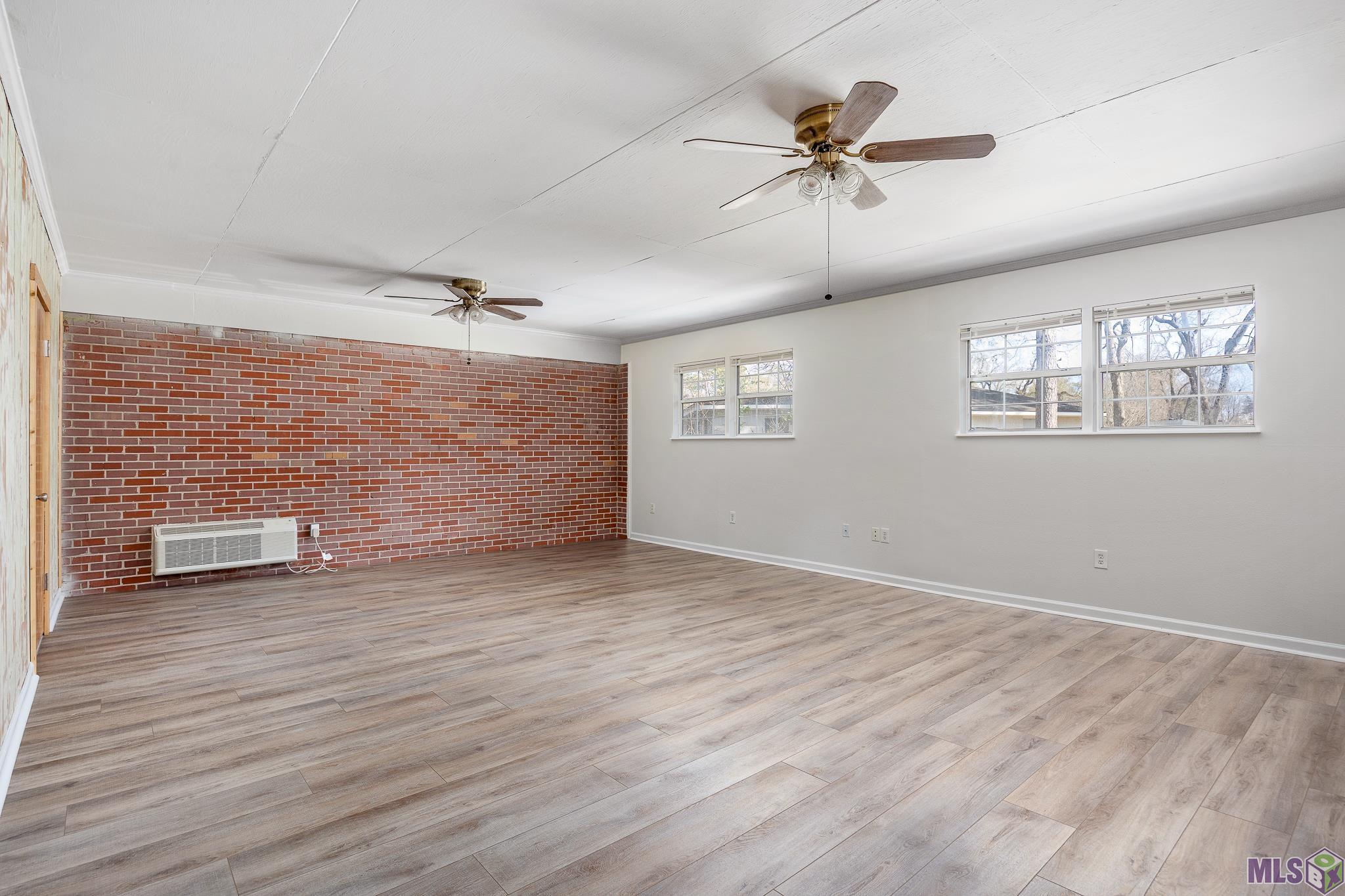 366 Linda Avenue Baton Rouge, LA 70806 - Photo 13 of 26 Family Room/Office