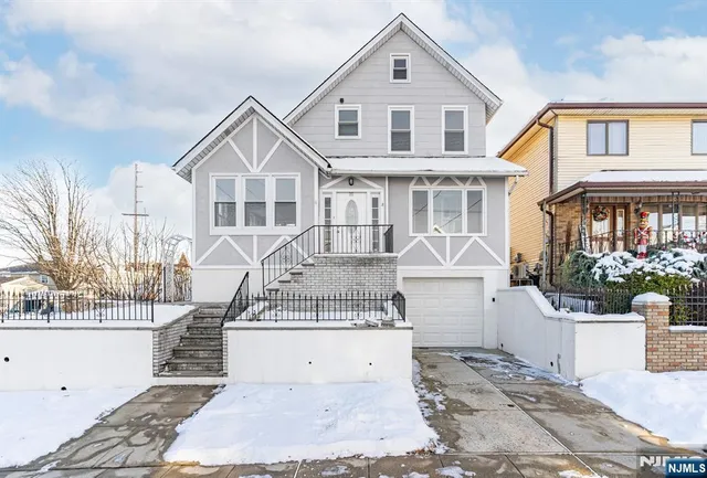 $600,000 | 242 Midland Avenue, Kearny, NJ 07032