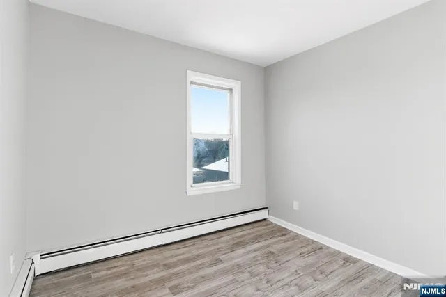 $600,000 | 242 Midland Avenue, Kearny, NJ 07032