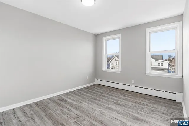 $600,000 | 242 Midland Avenue, Kearny, NJ 07032