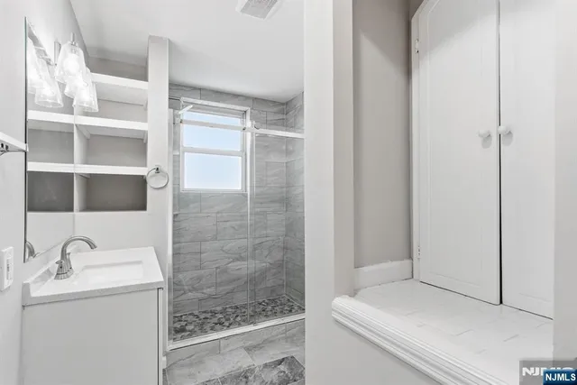 $600,000 | 242 Midland Avenue, Kearny, NJ 07032