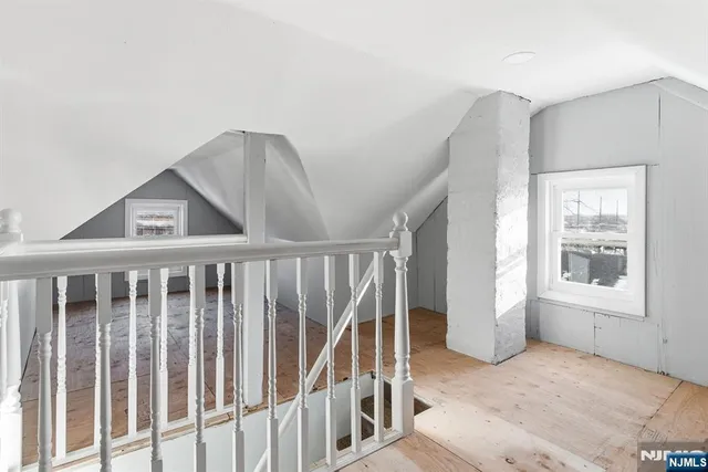 $600,000 | 242 Midland Avenue, Kearny, NJ 07032