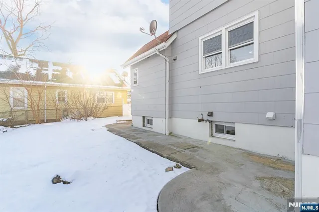 $600,000 | 242 Midland Avenue, Kearny, NJ 07032