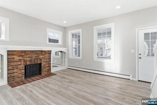 $600,000 | 242 Midland Avenue, Kearny, NJ 07032