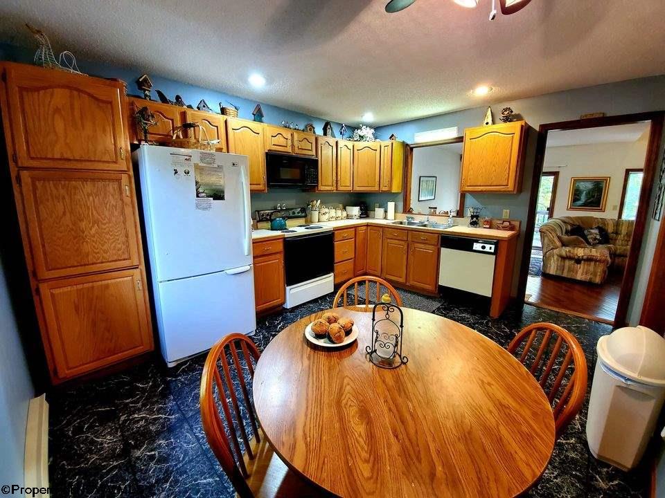 72 Lower Ln Road Davis, WV 26260 - Photo 11 of 27 Gallery Image 11