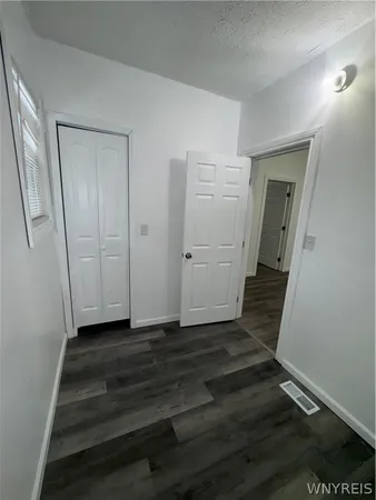 $1,500 | 1312 Ontario Avenue, Niagara Falls, NY 14305