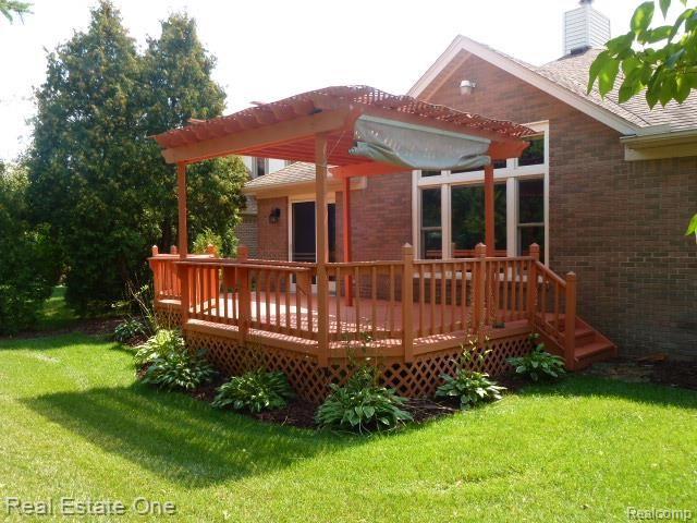 445 Mayapple Court Rochester, MI 48307 - Photo 7 of 46 More of Deck