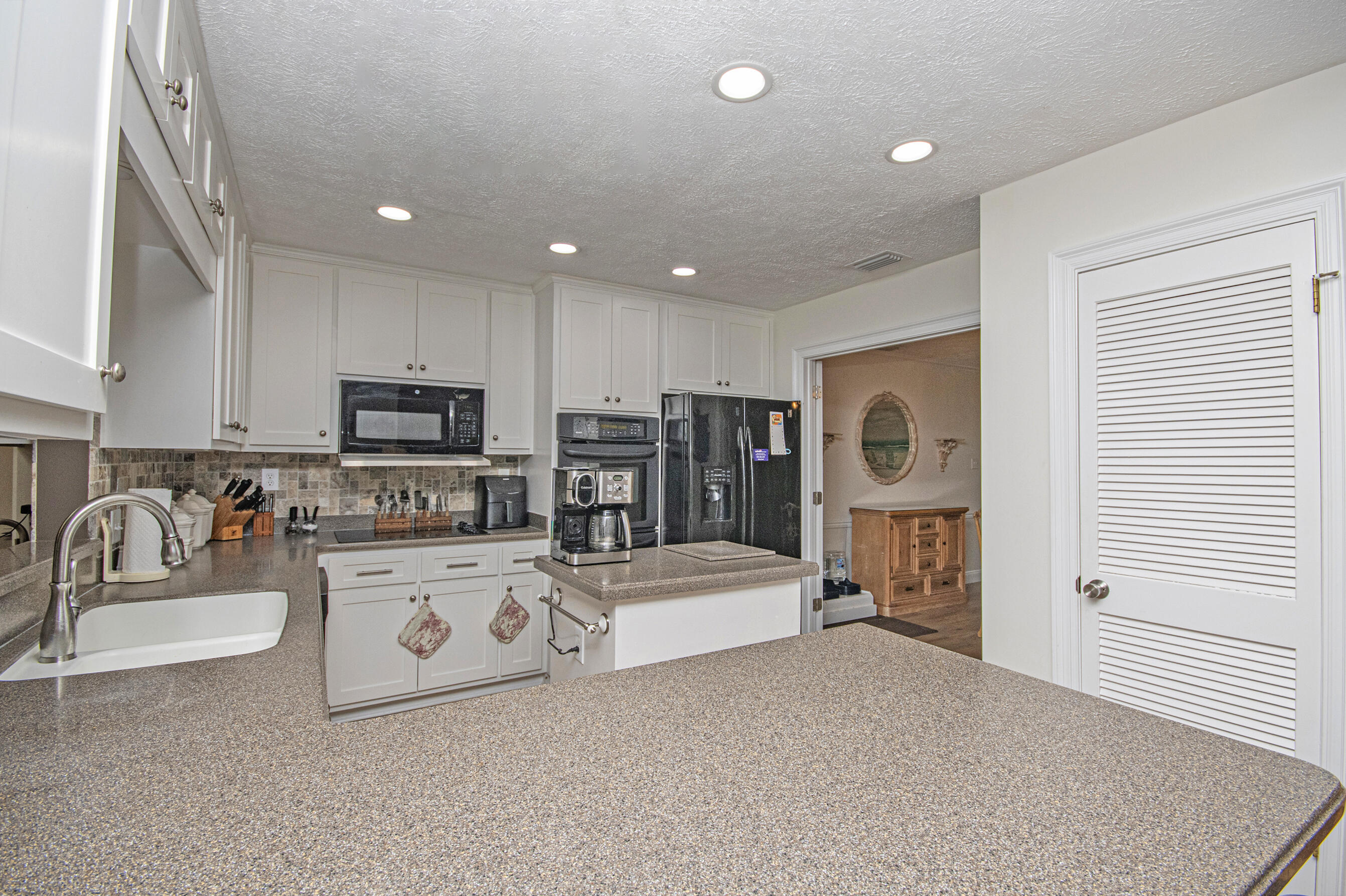 390 Wahoo Road Panama City Beach, FL 32408 - Photo 20 of 126 DSC_1323