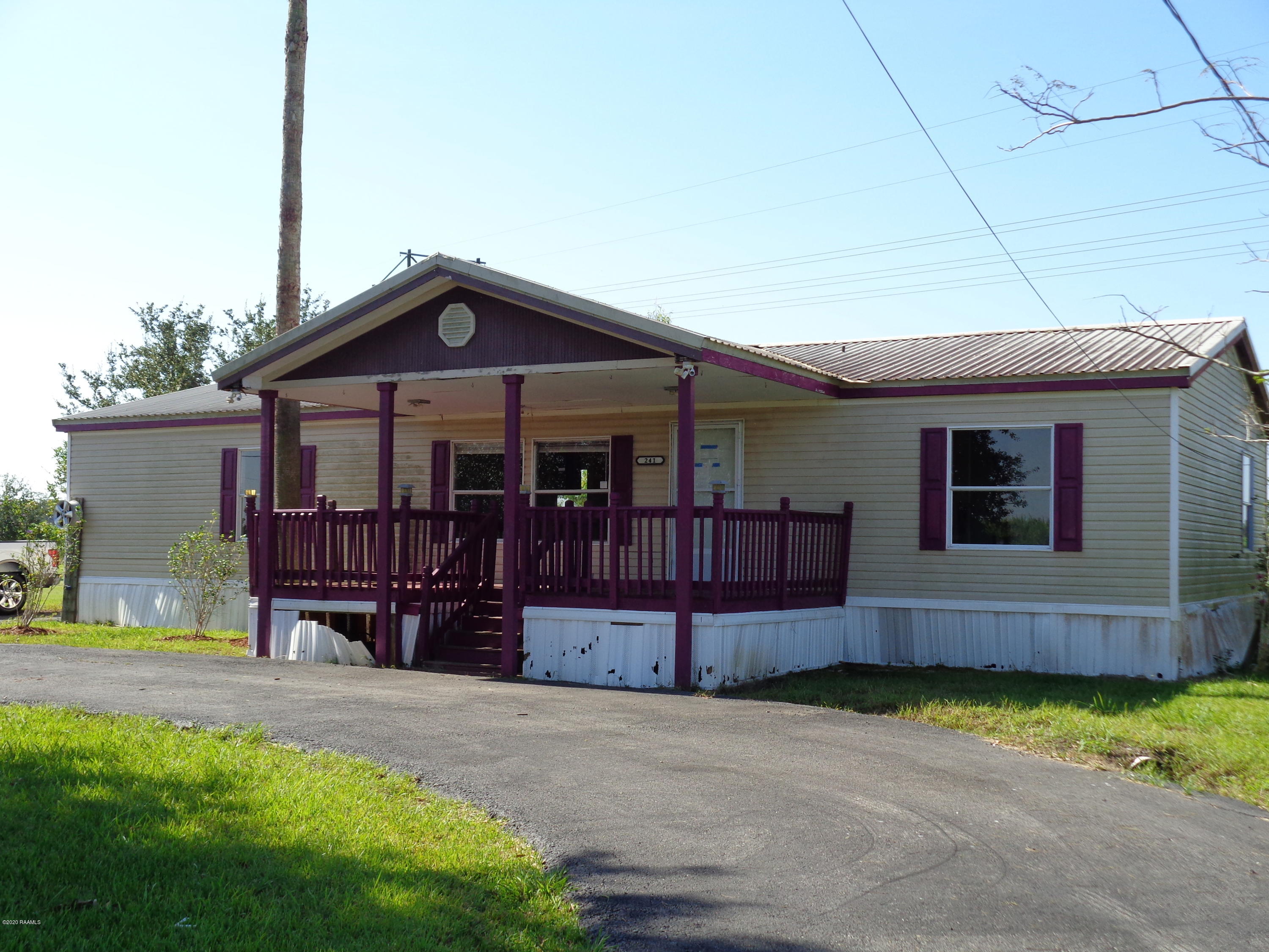 241 Deslignes Road Baldwin, LA 70514 - Photo 1 of 10 241 Deslignes Rd