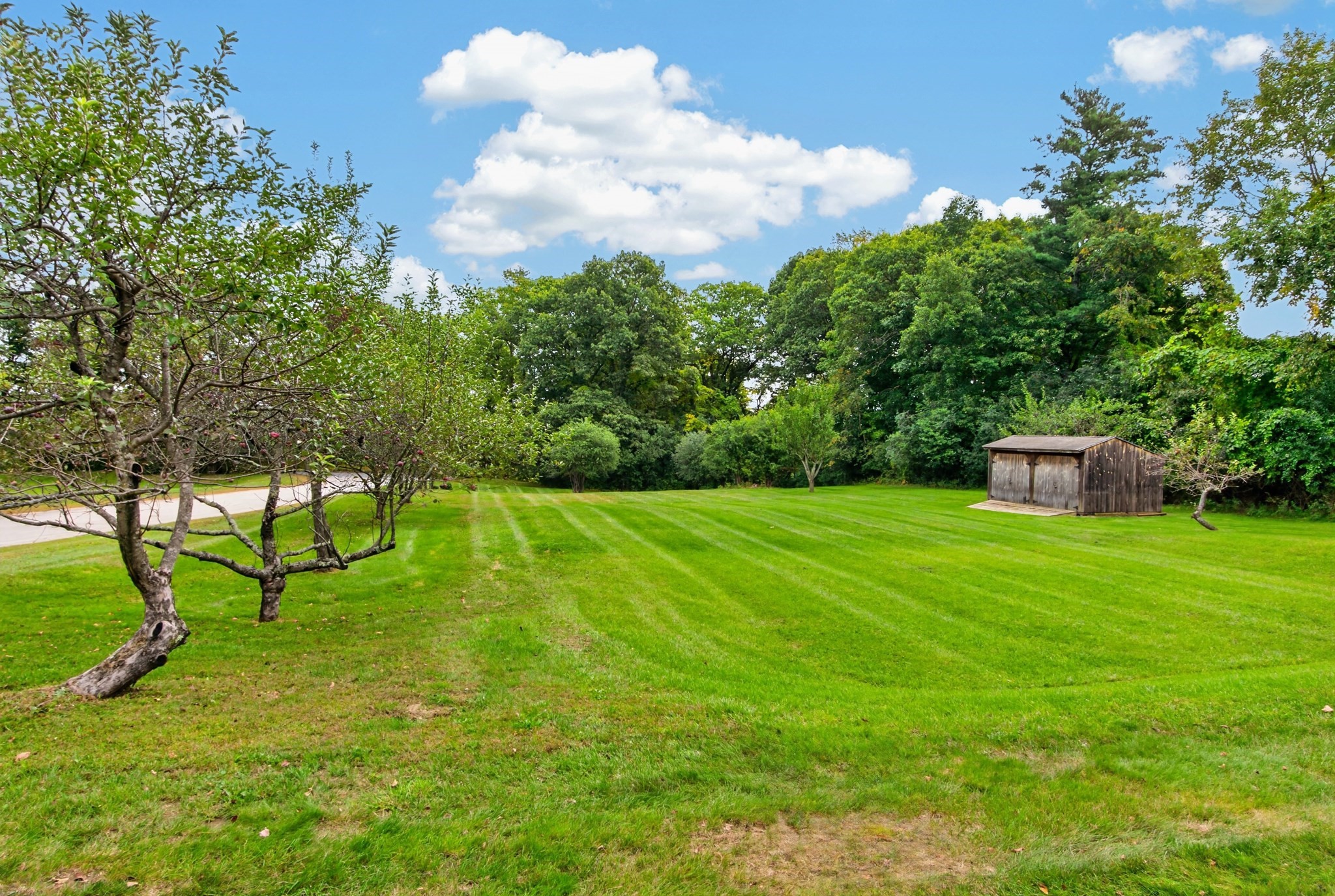 2 Orion Road Pepperell, MA 01463 - Photo 7 of 42 Gallery Image 7