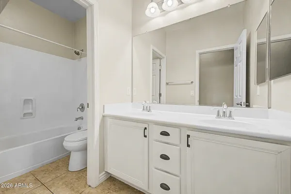 $640,000 | 2973 East Santa Fe Lane, Gilbert, AZ 85297