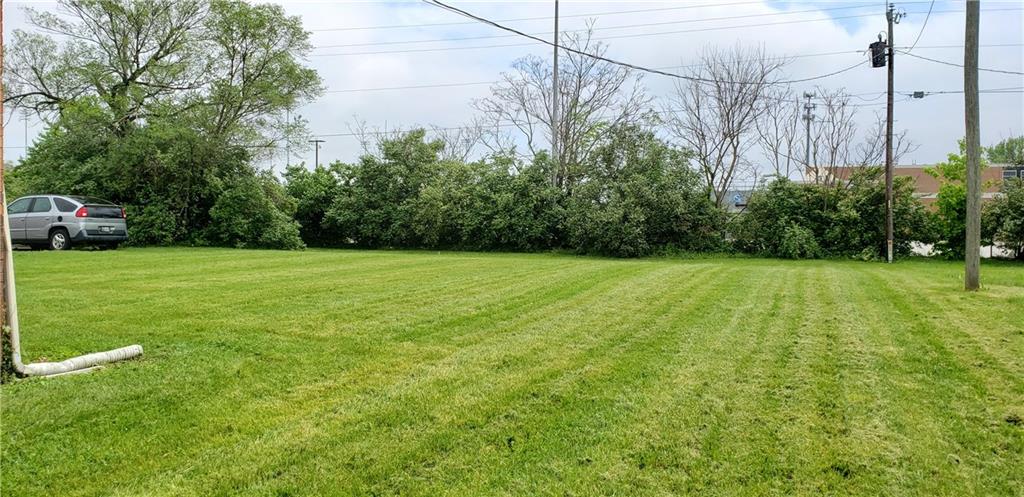 6059 Dickson Road Indianapolis, IN 46226 - Photo 2 of 17 Gallery Image 2