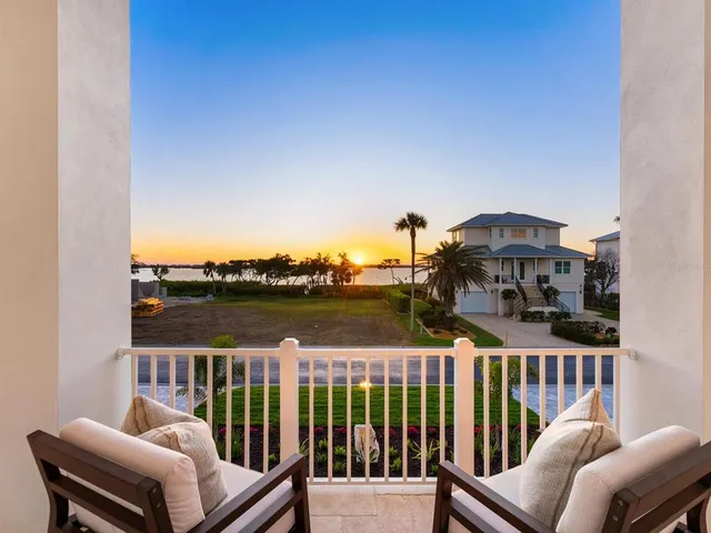 $1,869,900 | 9810 Eagle Preserve Drive, Englewood, FL 34224