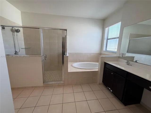 $4,600 | 3501 West 92nd Place, Hialeah, FL 33018