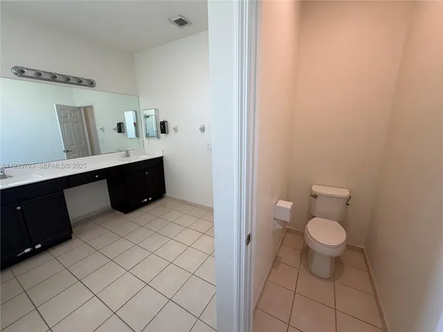 $4,600 | 3501 West 92nd Place, Hialeah, FL 33018