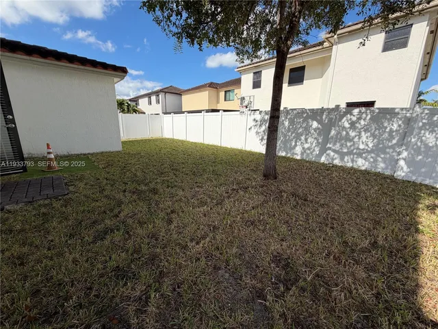 $4,600 | 3501 West 92nd Place, Hialeah, FL 33018
