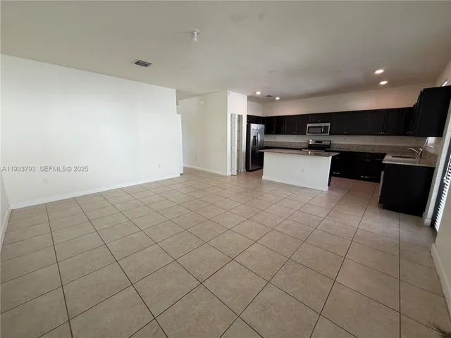 $4,600 | 3501 West 92nd Place, Hialeah, FL 33018