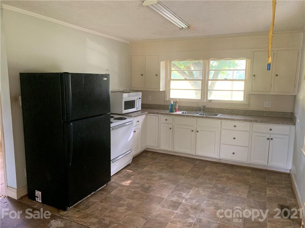 3502 Frank Broome Road Monroe, NC 28112 - Photo 4 of 11 Gallery Image 4