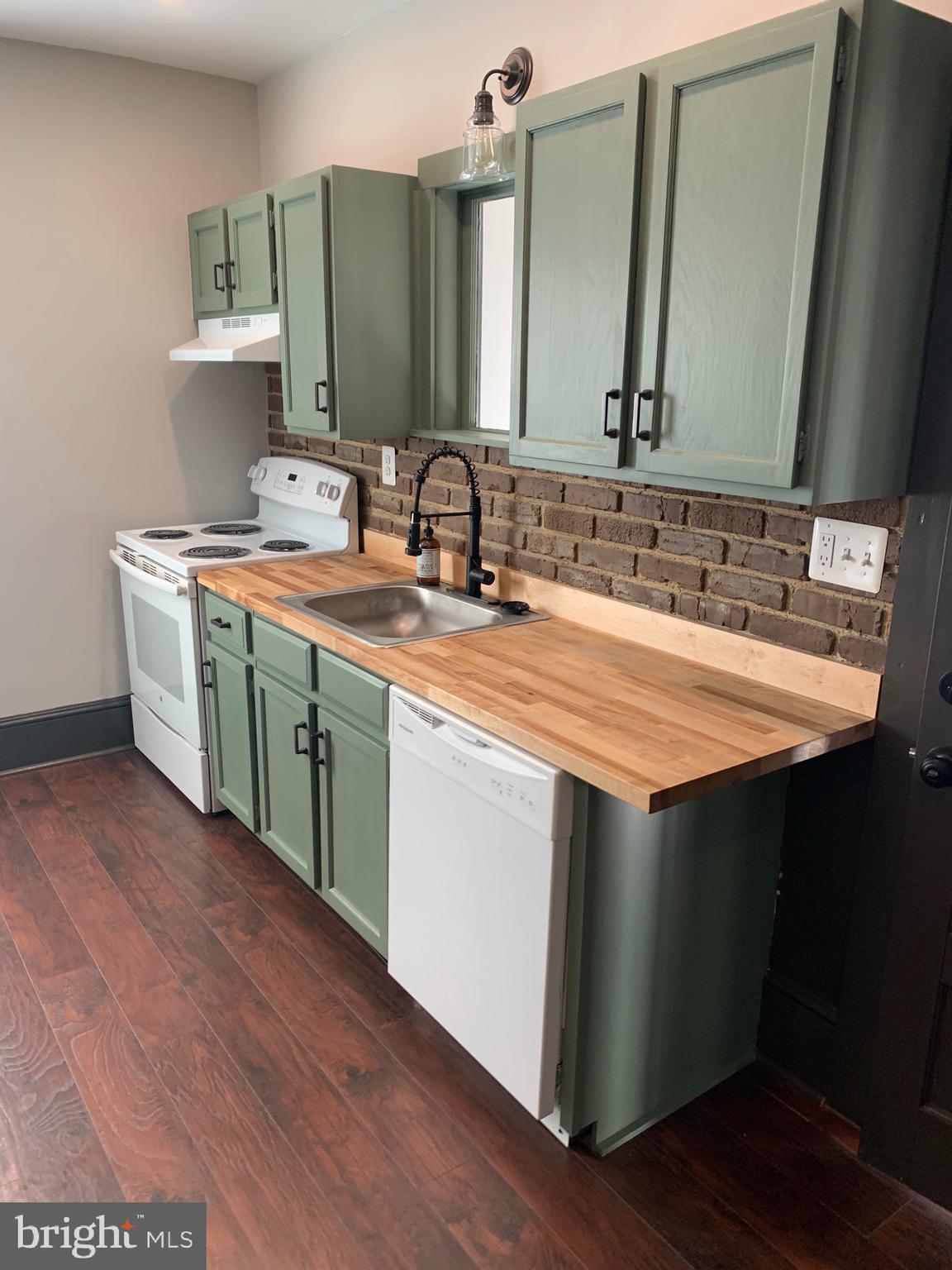 43 Walnut Street Williamstown, NJ 08094 - Photo 6 of 17