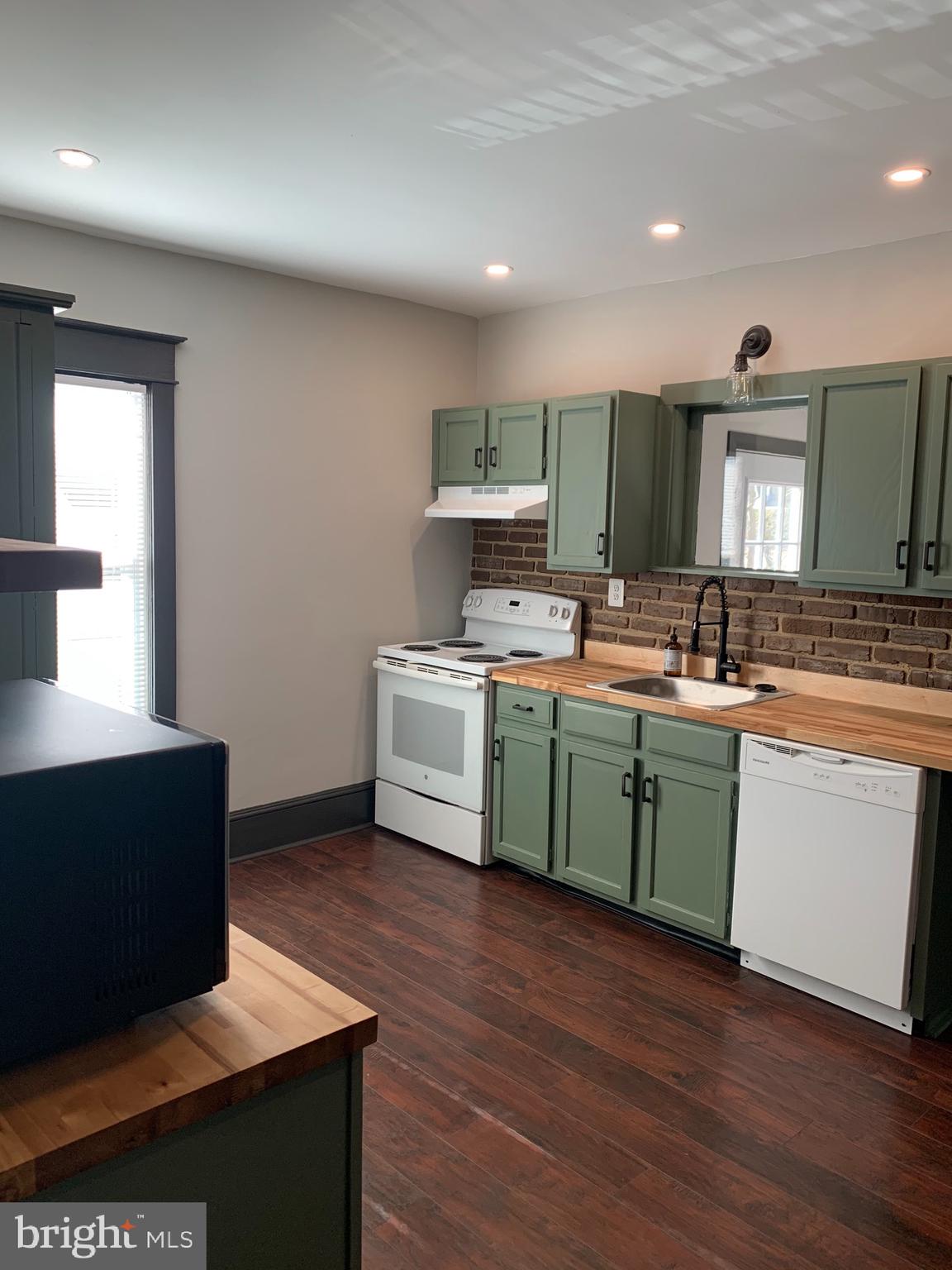 43 Walnut Street Williamstown, NJ 08094 - Photo 8 of 17