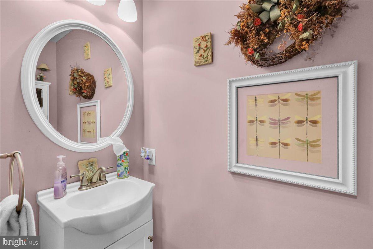 238 Bainbridge Circle Reading, PA 19608 - Photo 13 of 30