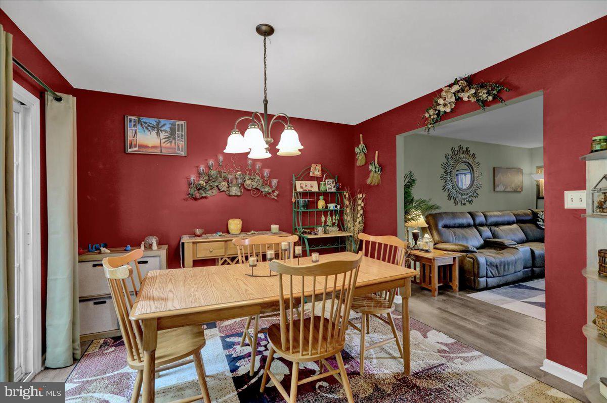 238 Bainbridge Circle Reading, PA 19608 - Photo 7 of 30