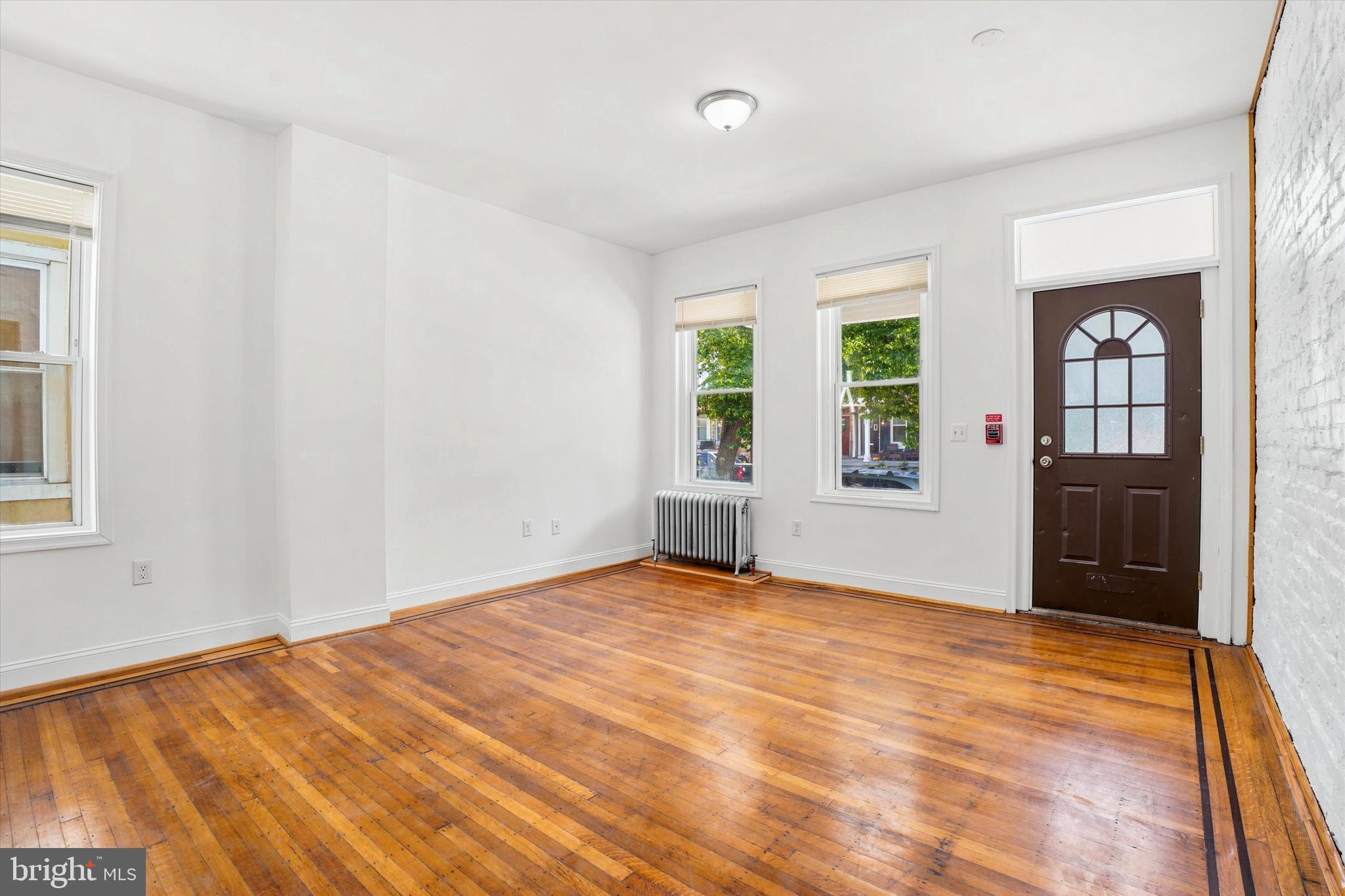 149 West Sharpnack Street Philadelphia, PA 19119 - Photo 11 of 45