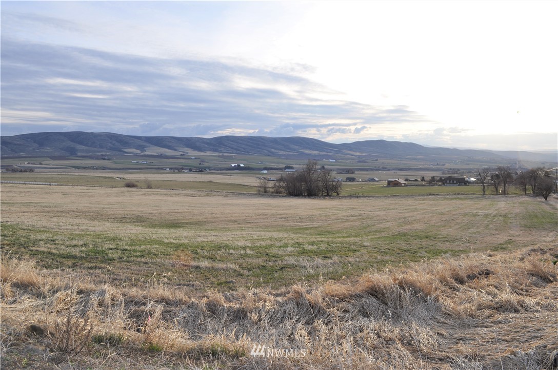 8350 4th Parallel Road Ellensburg, WA 98926 - Photo 5 of 10 Gallery Image 5