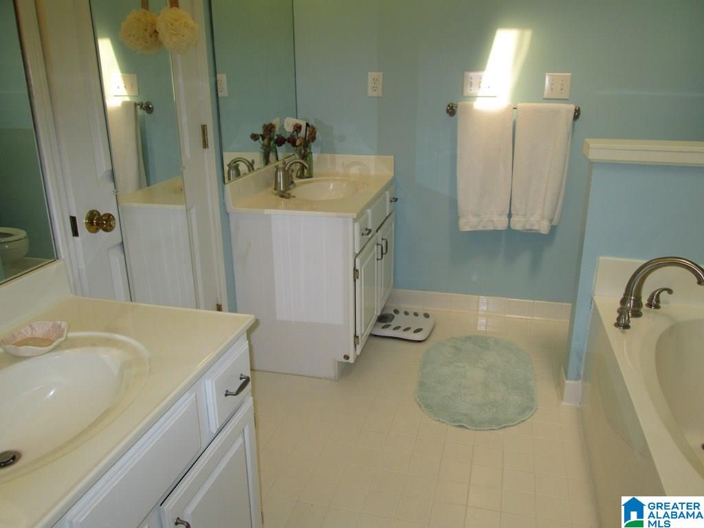 1243 Berwick Road, Unit 109 Birmingham, AL 35242 - Photo 23 of 34