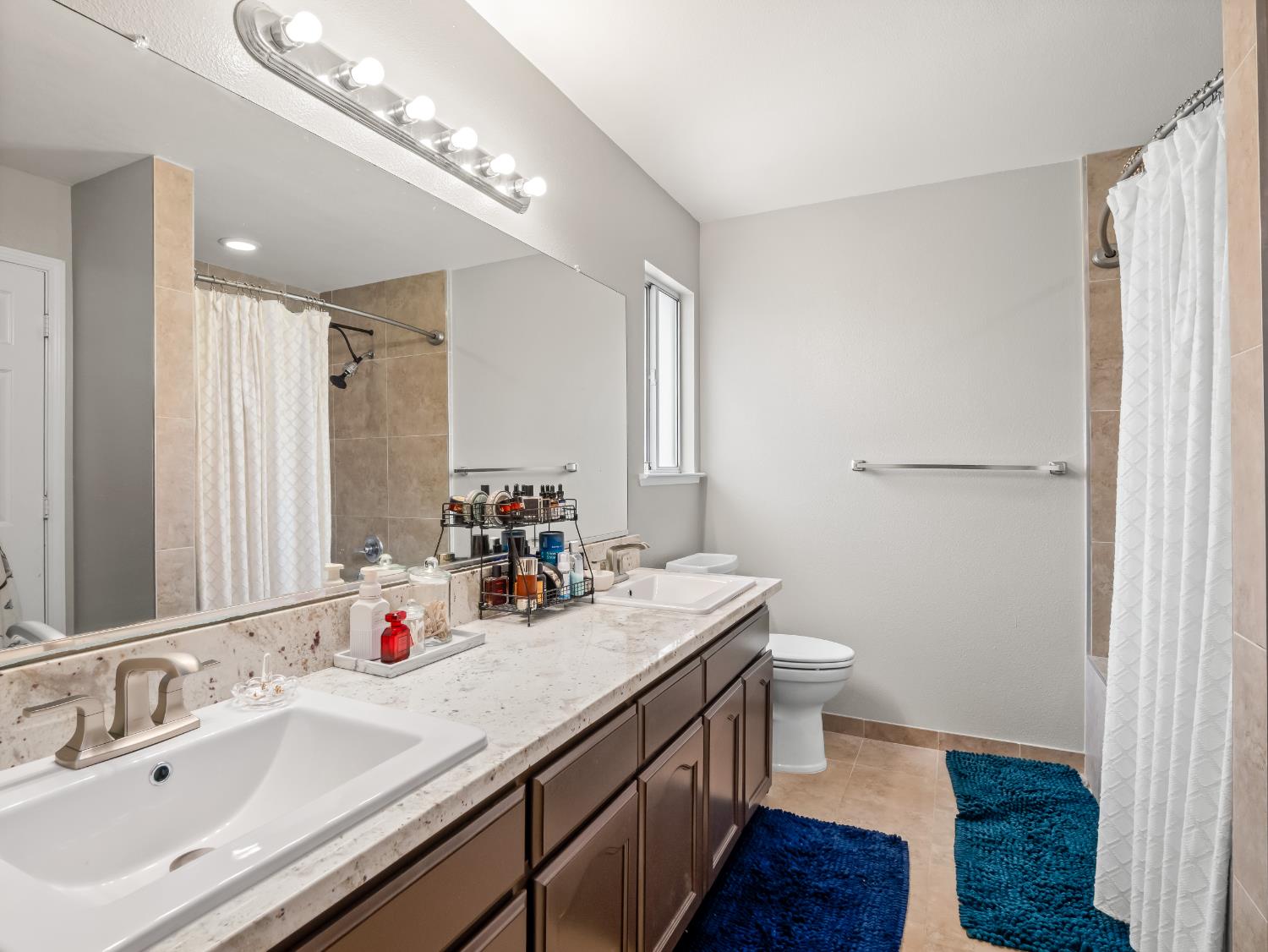 49 Carolina Avenue Clovis, CA 93611 - Photo 20 of 38