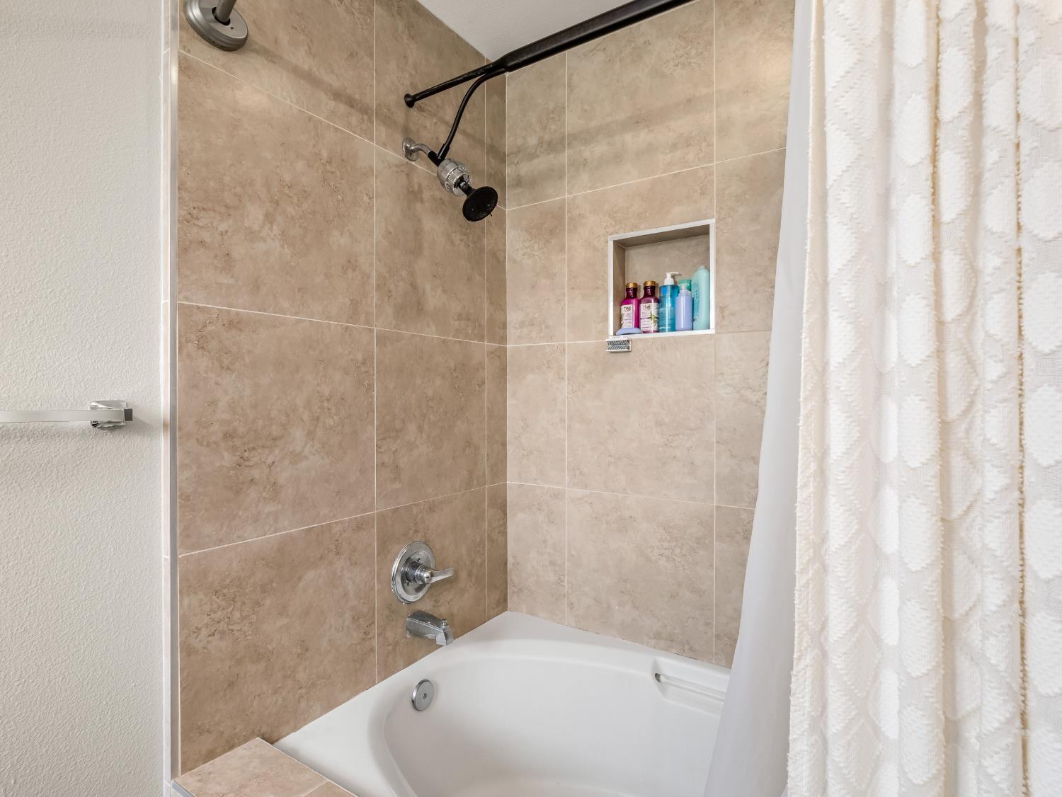 49 Carolina Avenue Clovis, CA 93611 - Photo 21 of 38