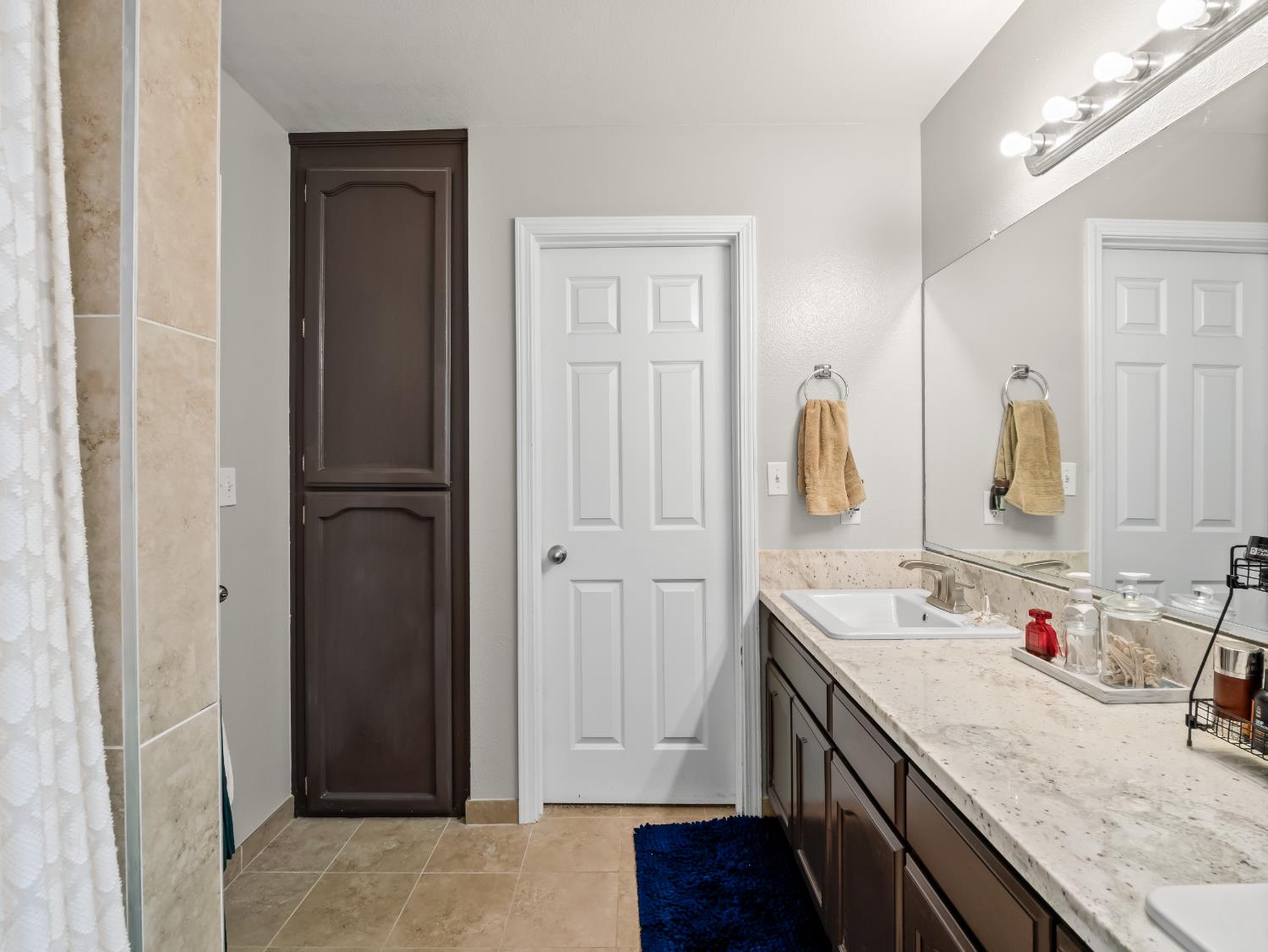 49 Carolina Avenue Clovis, CA 93611 - Photo 22 of 38