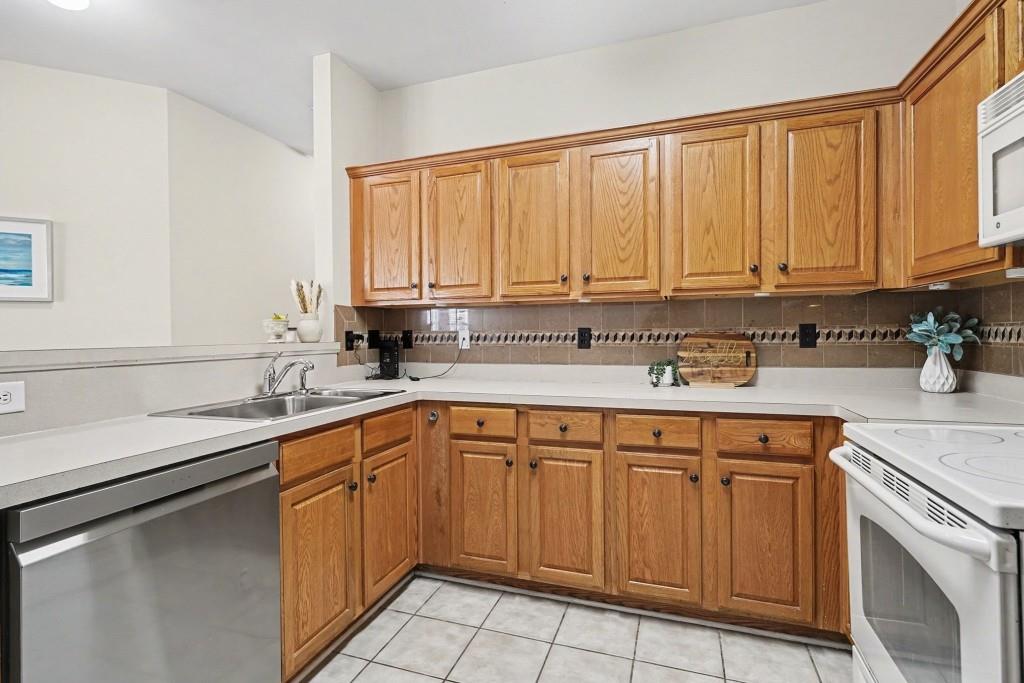 260 Riverstone Place Canton, GA 30114 - Photo 17 of 39