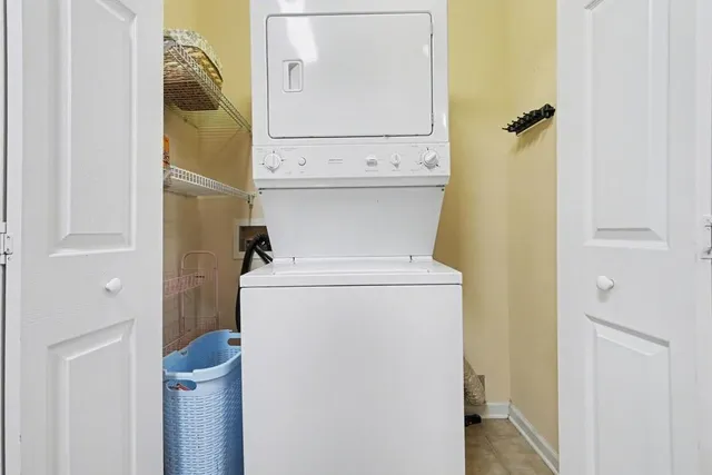 $300,000 | 260 Riverstone Place, Canton, GA 30114