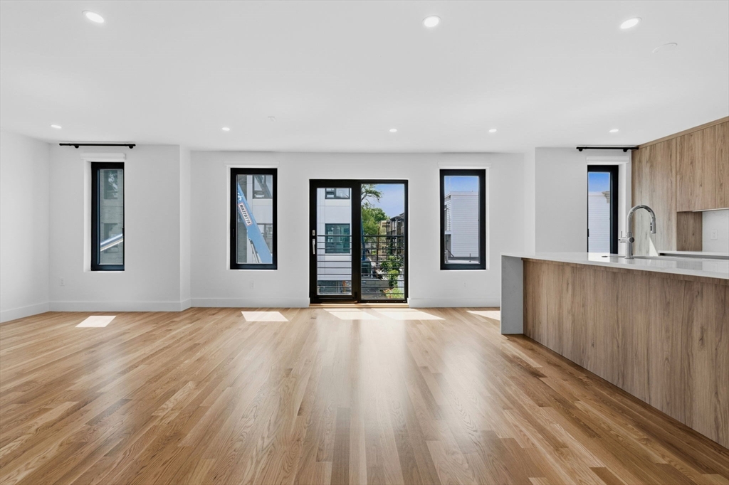 6 Devine Way, Unit 2 Boston, MA 02127 - Photo 1 of 25 Gallery Image 1