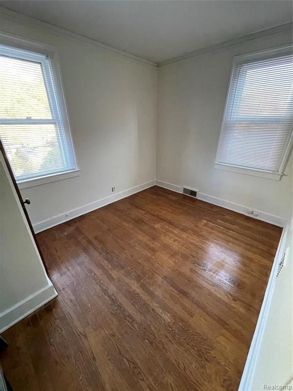 982-984 Nottingham Road, Unit 2 Grosse Pointe, MI 48230 - Photo 7 of 8