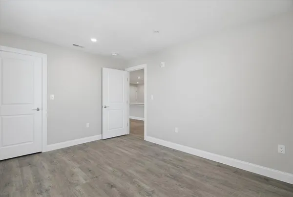 $2,400 | 204 Central Street, Unit G, Avon, MA 02322