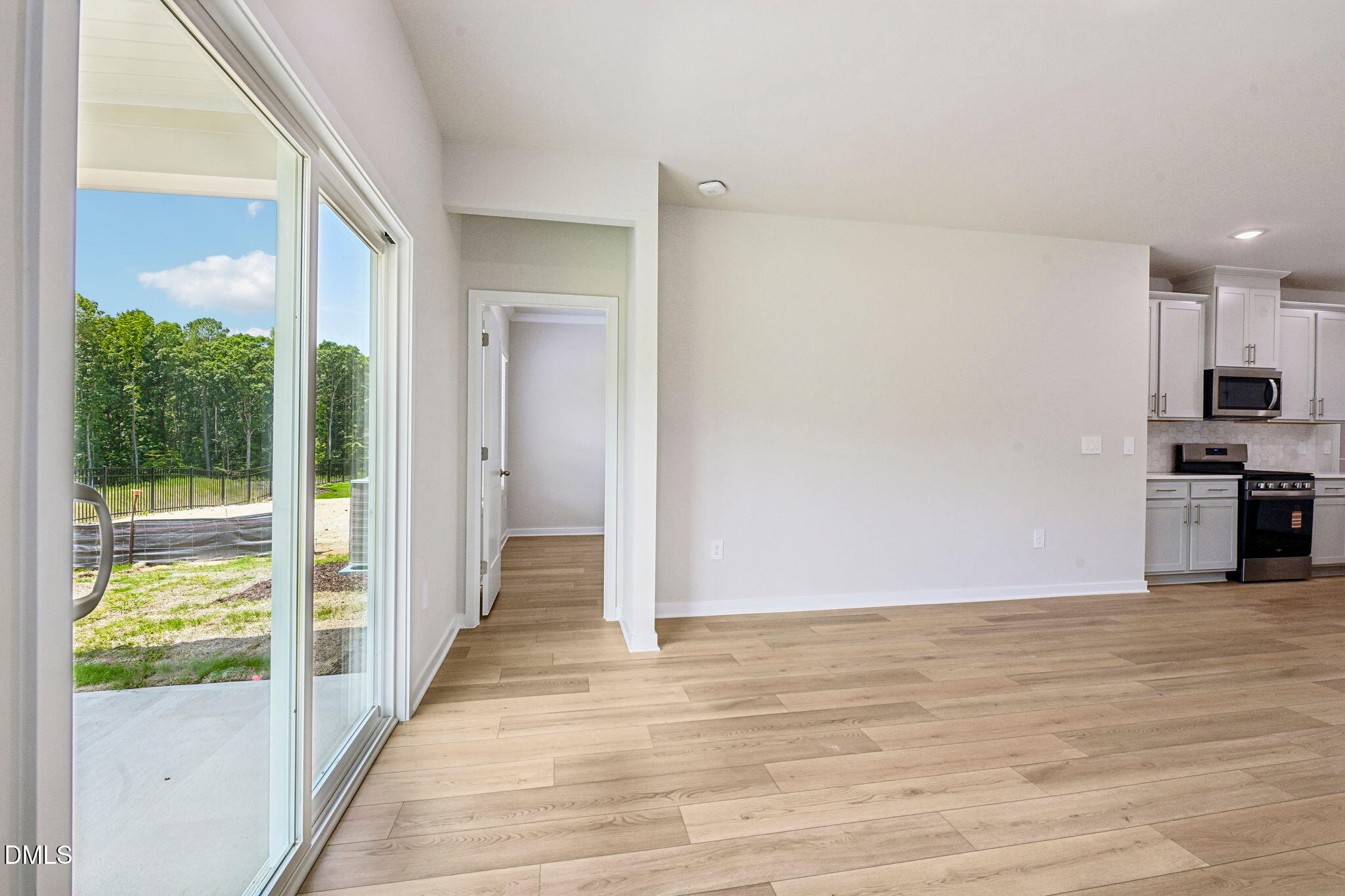 1502 Hatteras Road Durham, NC 27703 - Photo 10 of 44 10-web-or-mls-Raleigh - Avalon Place - 1