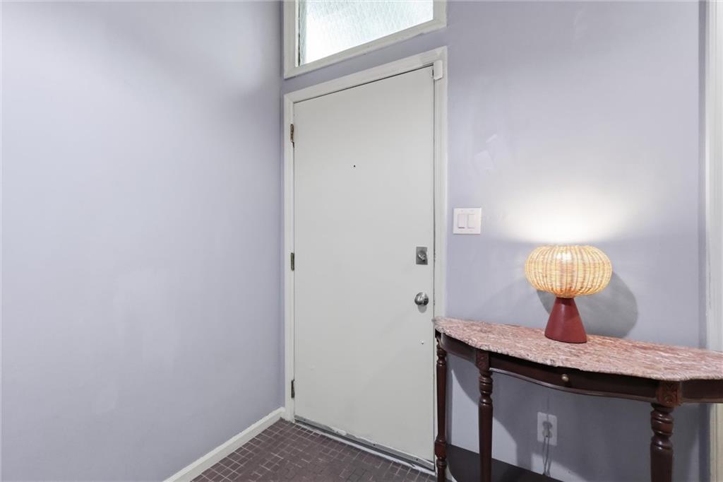 10162 Locust Street, Unit 8 Kansas City, MO 64131 - Photo 27 of 39 Gallery Image 27