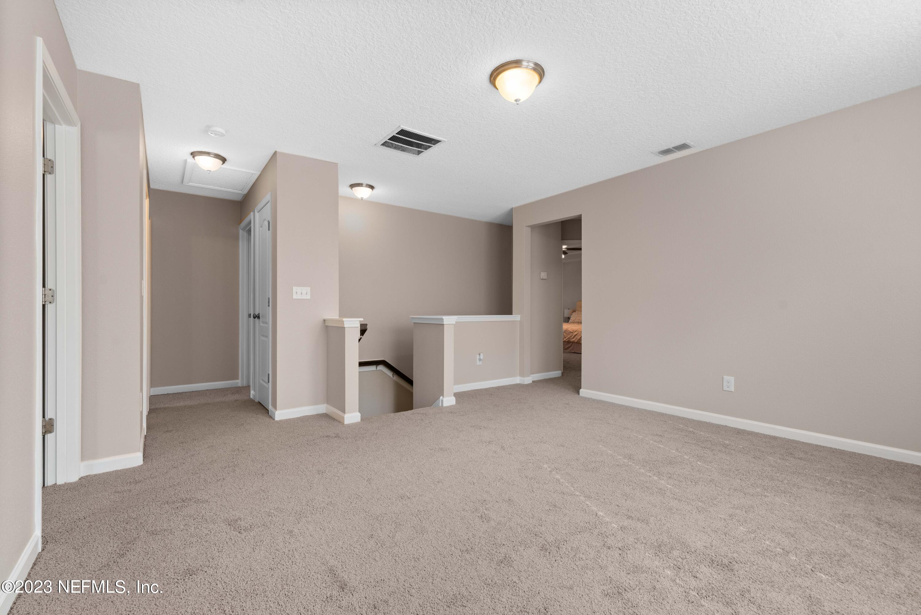 10124 Sandler Road Jacksonville, FL 32222 - Photo 13 of 29 Loft/Family Area