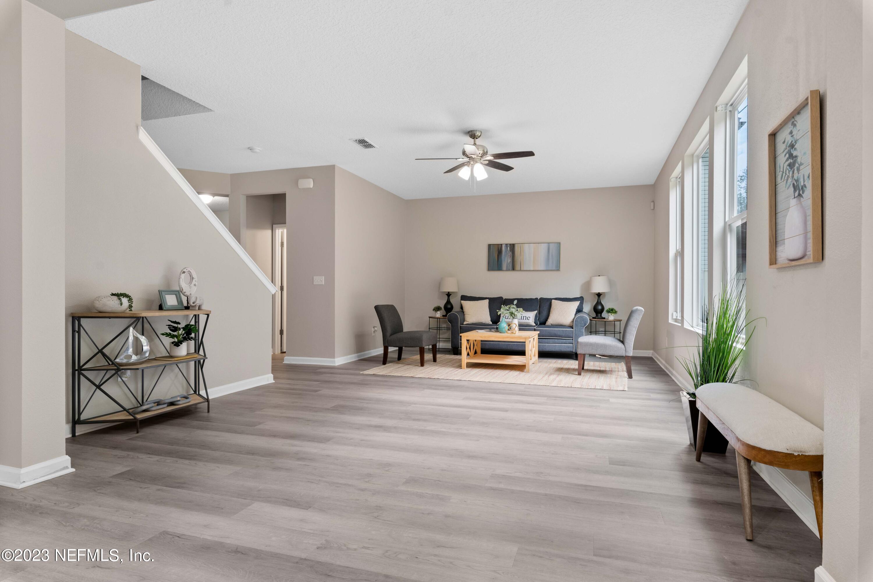 10124 Sandler Road Jacksonville, FL 32222 - Photo 5 of 29 Living Area