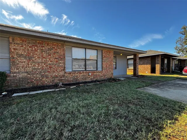 $1,500 | 2546 Windy Pine Lane, Arlington, TX 76015