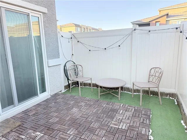 $340,000 | 2872 Atomic Tangerine Way, Unit 1, Las Vegas, NV 89183