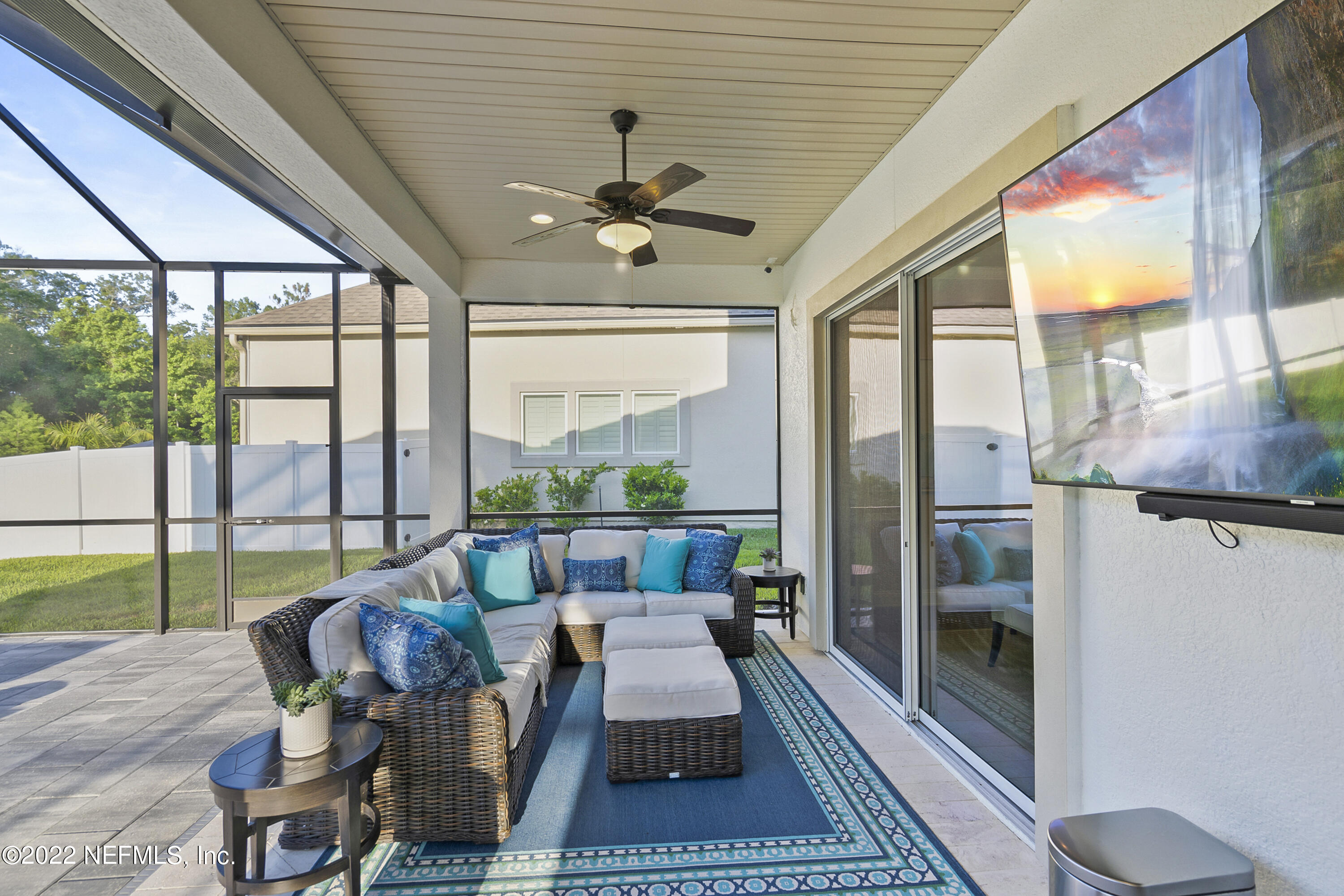 126 Broadleaf Lane St. Johns, FL 32259 - Photo 6 of 70 a balcony with furniture