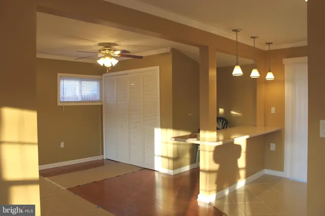 a view of a livingroom with furniture