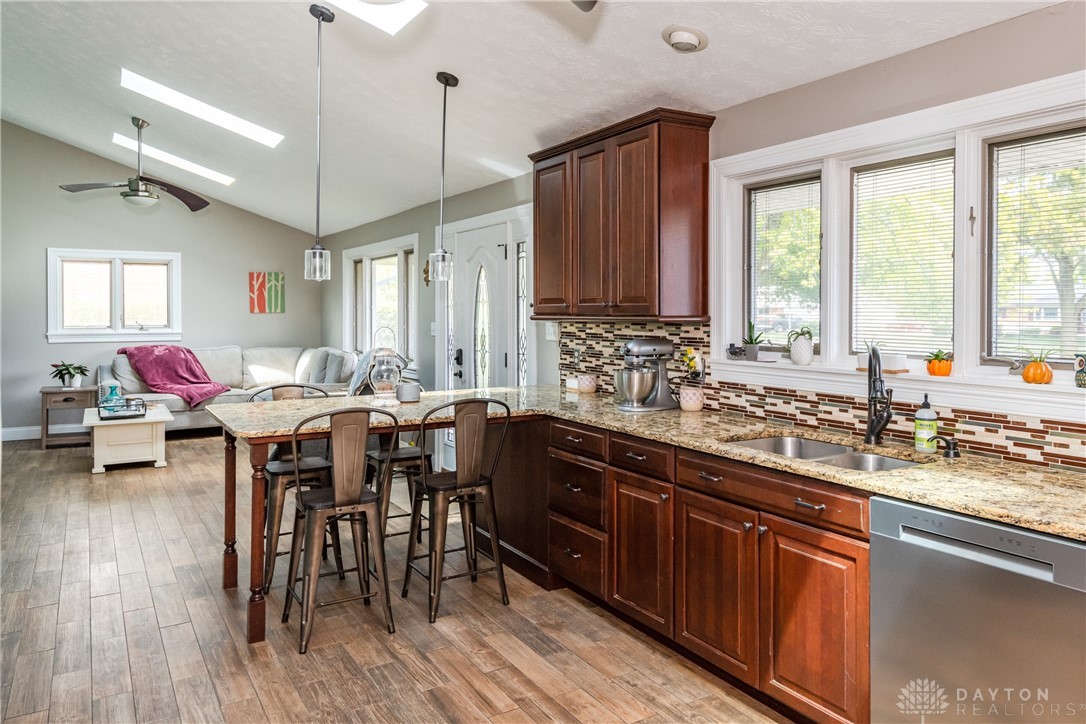 2530 East Stroop Road Kettering, OH 45440 - Photo 14 of 52 Gallery Image 14