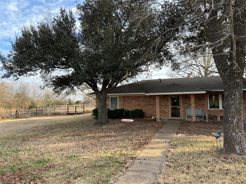 1053 Mary Street Quinlan, TX 75474 - Photo 2 of 16