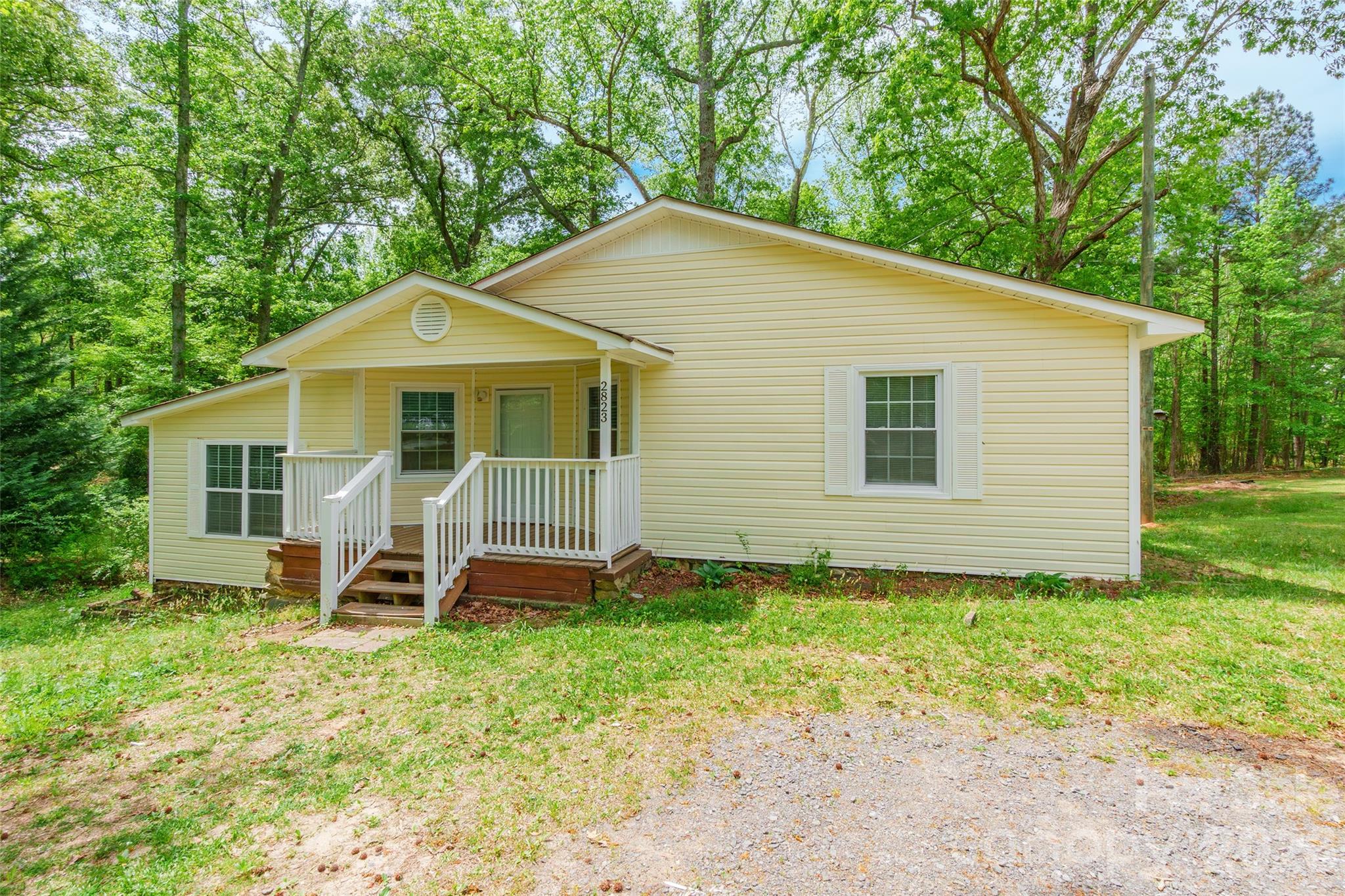 2823 Lyndell Way Lancaster, SC 29720 - Photo 2 of 19