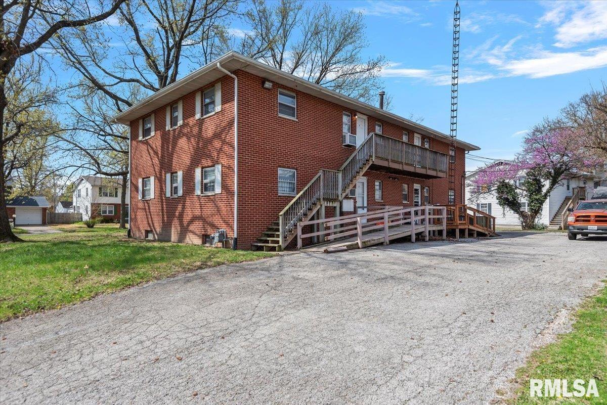 2301 West Lawrence Avenue Springfield, IL 62704 - Photo 5 of 6